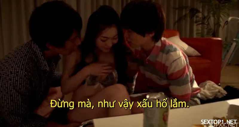 Cứ được chịch là em thích rồi còn quay phim đăng lên mạng thì kệ anh